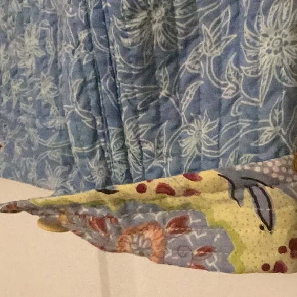 Provence Reversible floral yellow/ blue paisley lightweight spring/summer NWT - Picture 5 of 9